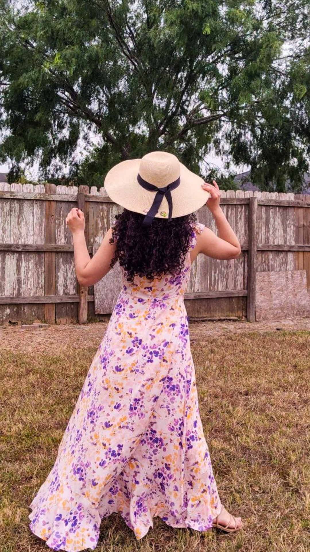 Refreshing floral dress